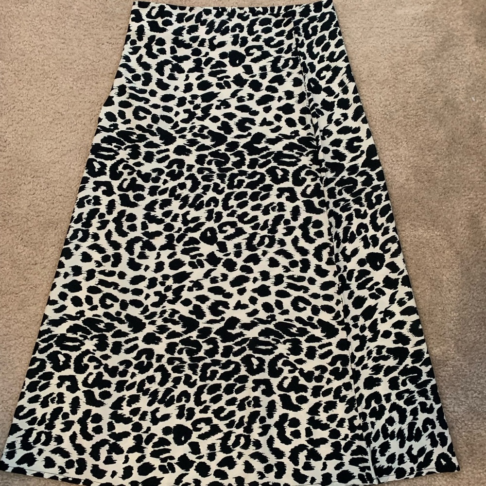 Leopard print silk skirt